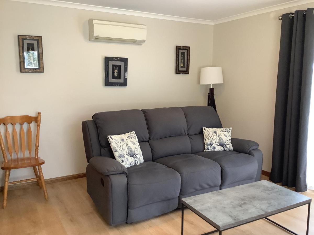 Millicent Lakeside Caravan Park Ξενοδοχείο Εξωτερικό φωτογραφία